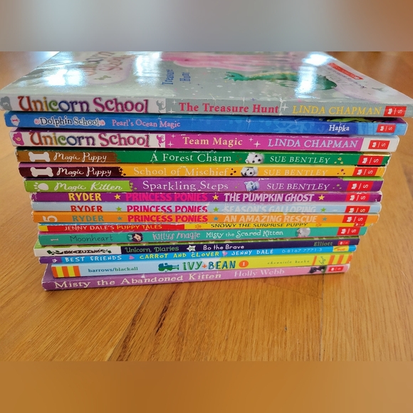 Chapter books bundle - mostly animal theme books - ponies, kitten, puppy, etc. - Picture 2 of 7